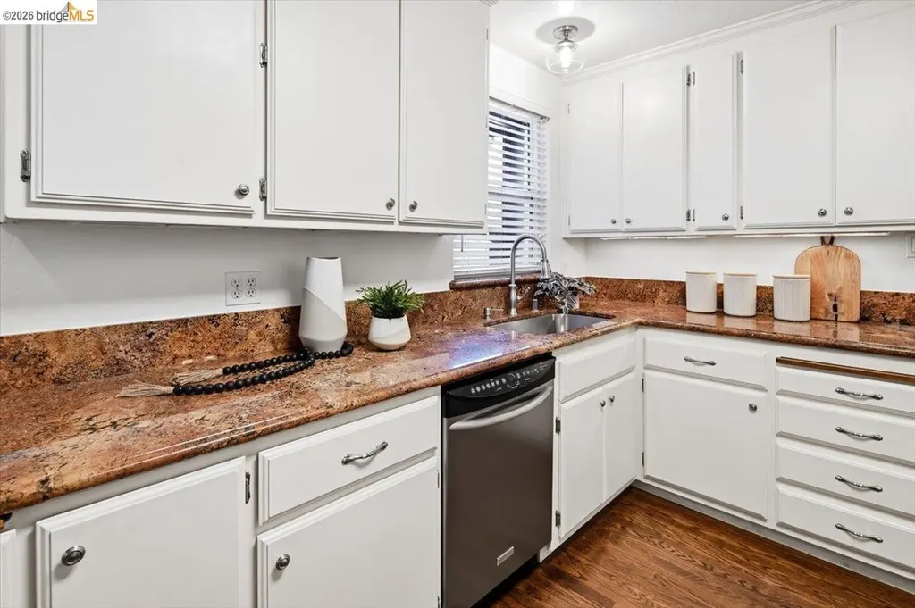 19609 Fern Way Castro Valley CA 94546