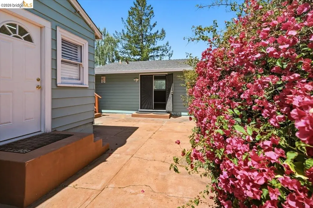 19609 Fern Way Castro Valley CA 94546