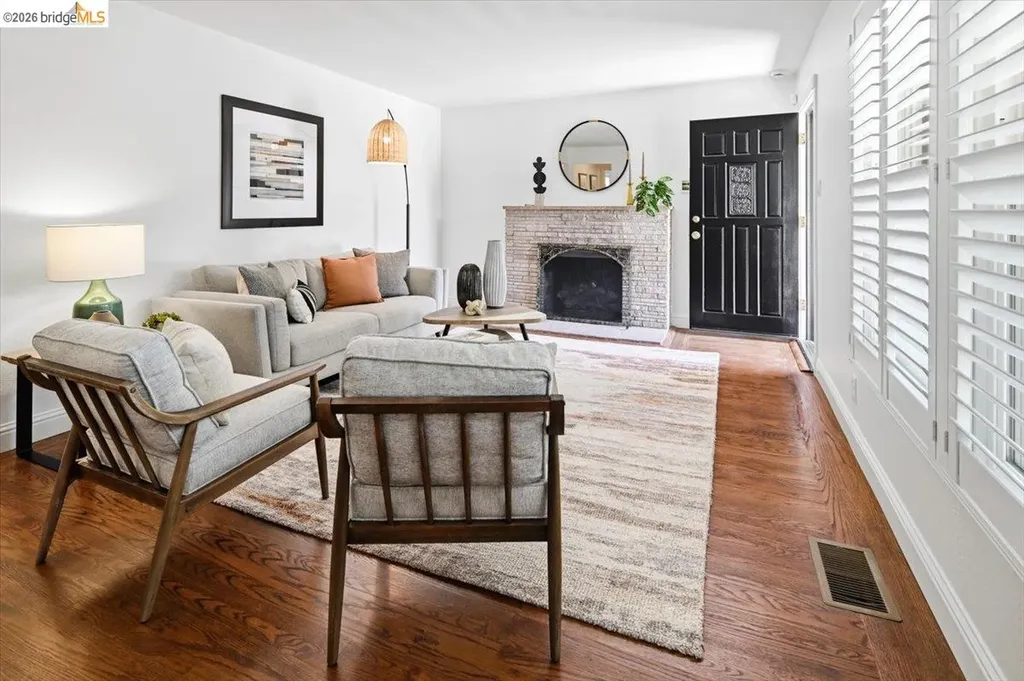 19609 Fern Way Castro Valley CA 94546