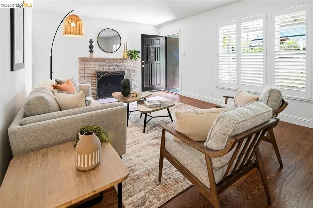 19609 Fern Way Castro Valley CA 94546