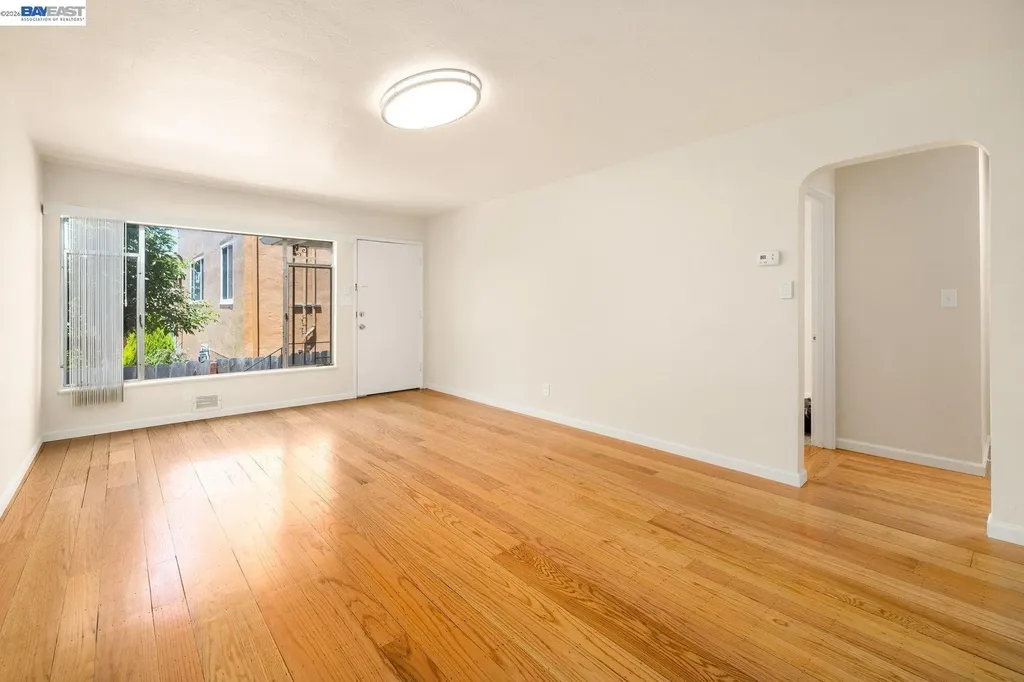 4144 Masterson Street Oakland CA 94619