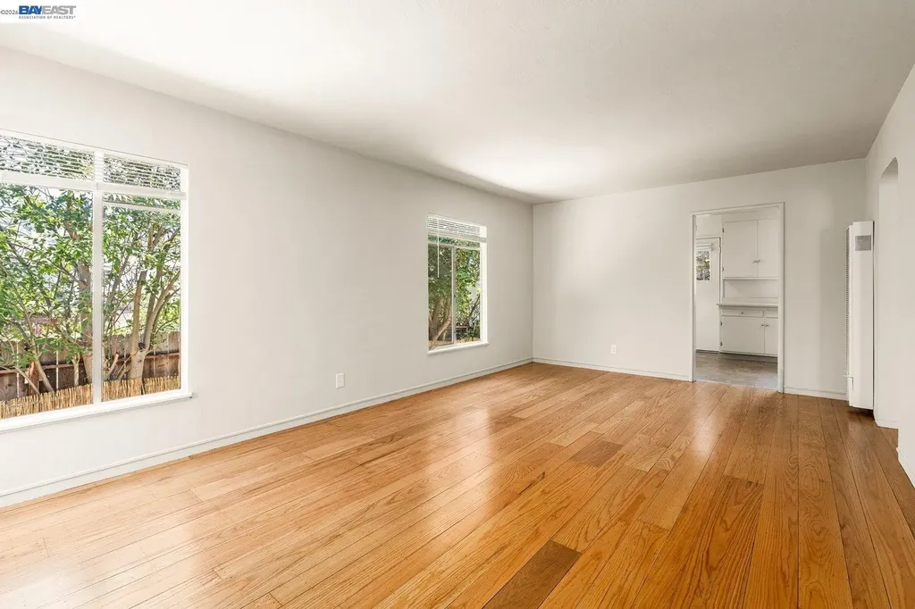 4144 Masterson Street Oakland CA 94619