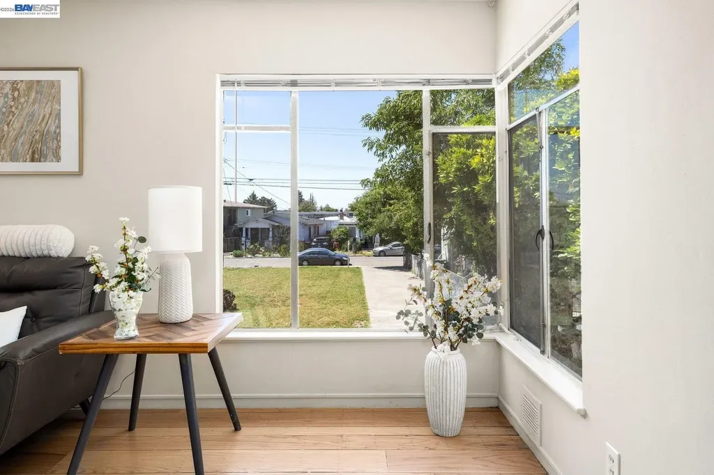 4144 Masterson Street Oakland CA 94619