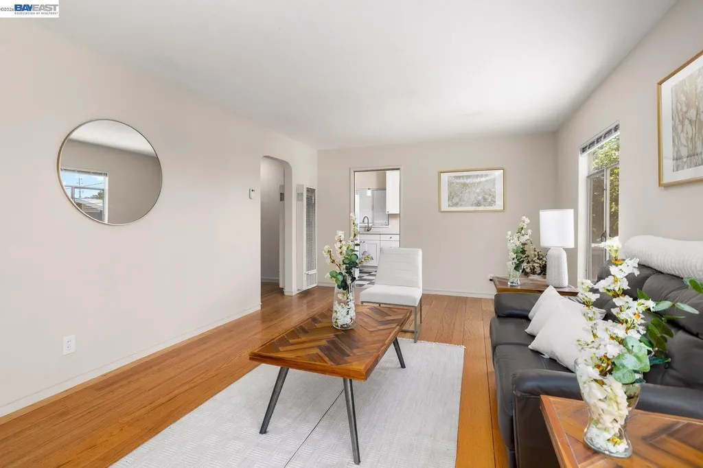 4144 Masterson Street Oakland CA 94619