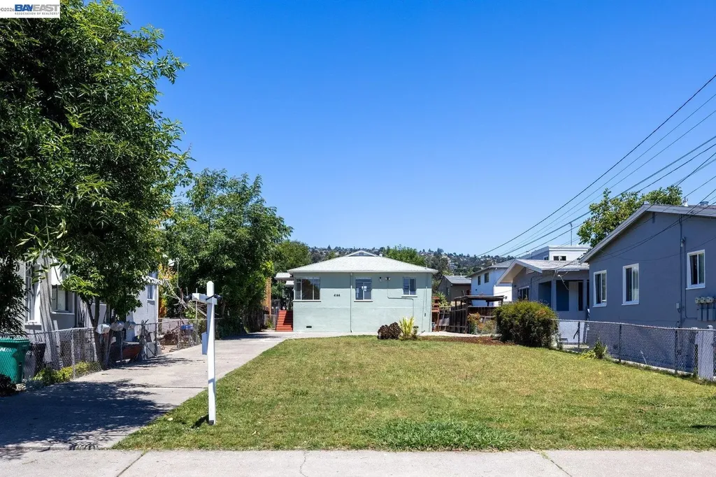4144 Masterson Street Oakland CA 94619