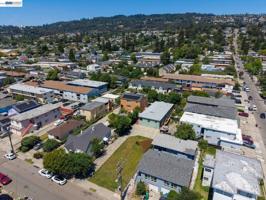 4144 Masterson Street Oakland CA 94619