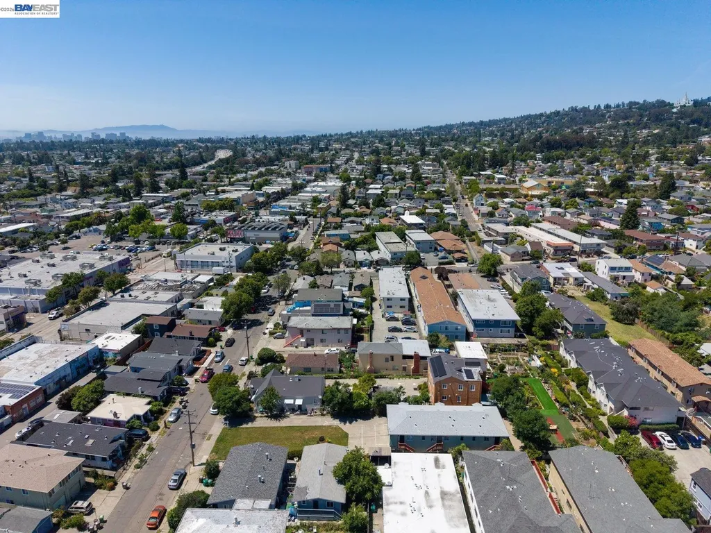 4144 Masterson Street Oakland CA 94619