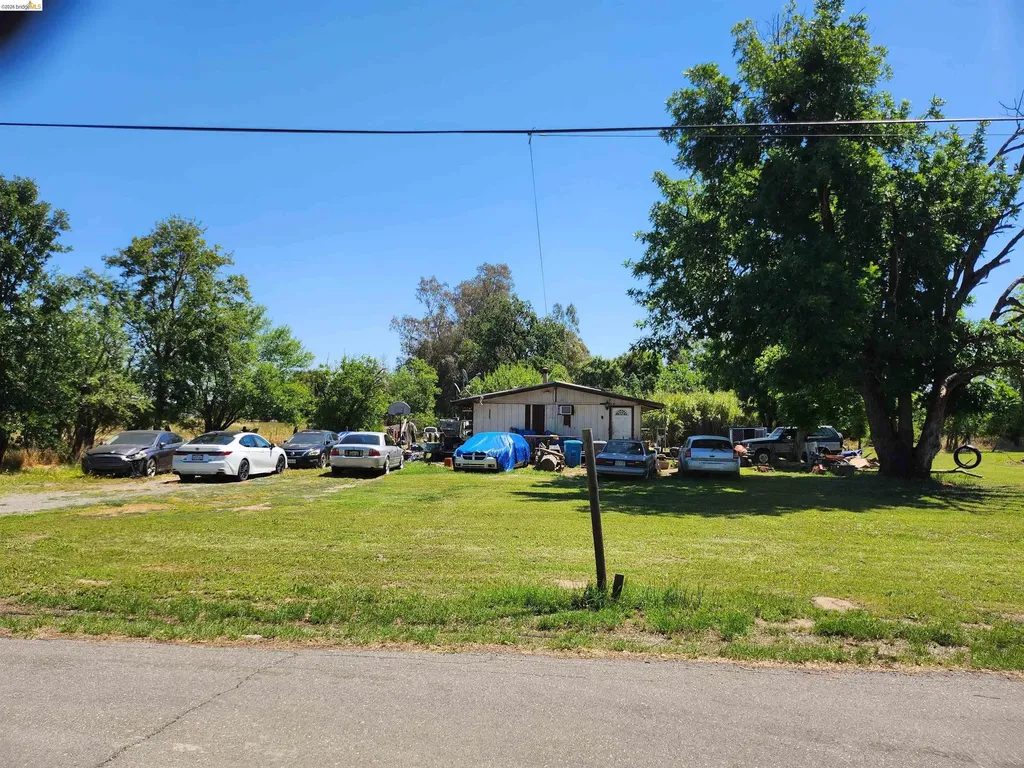7750 Locke Road Vacaville CA 95688