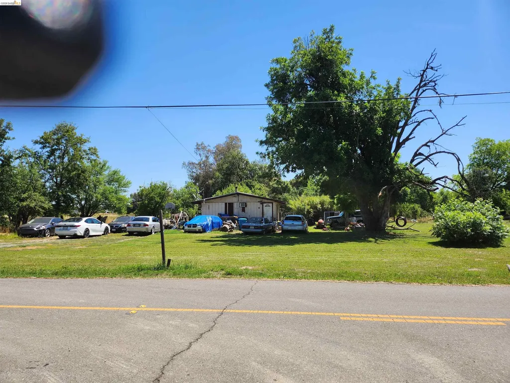 7750 Locke Road Vacaville CA 95688