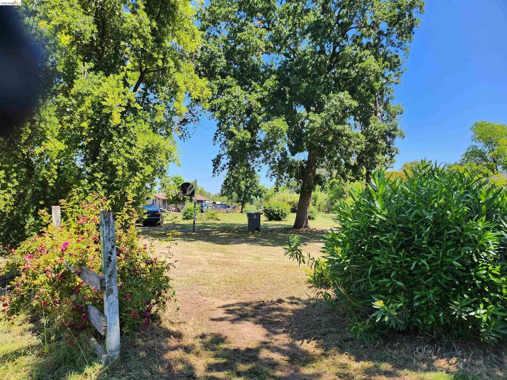 7750 Locke Road Vacaville CA 95688