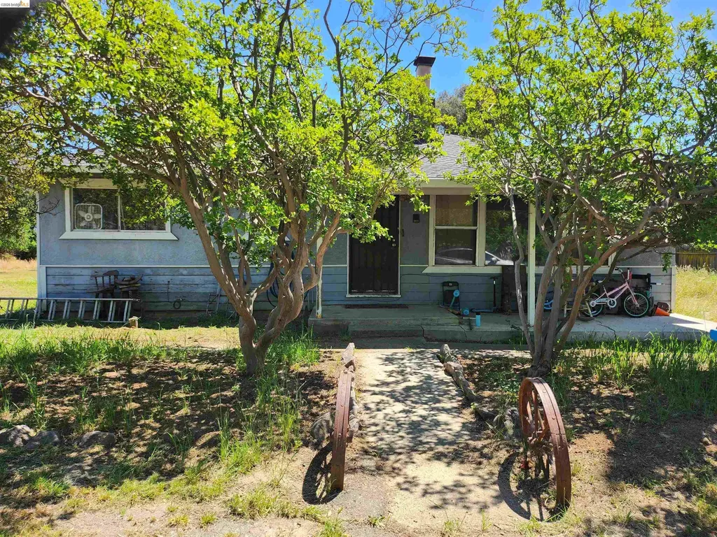 7750 Locke Road Vacaville CA 95688