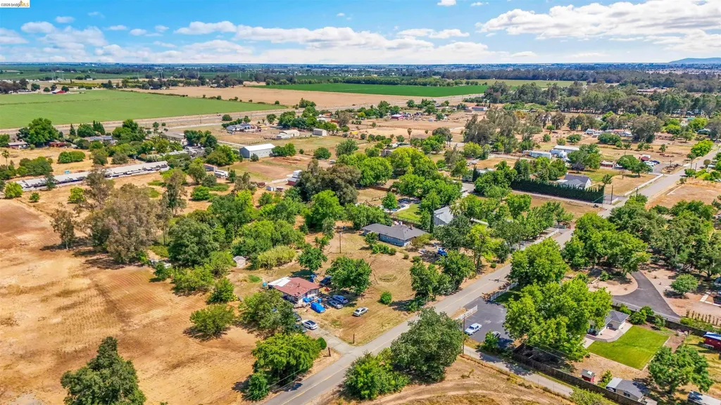 7750 Locke Road Vacaville CA 95688