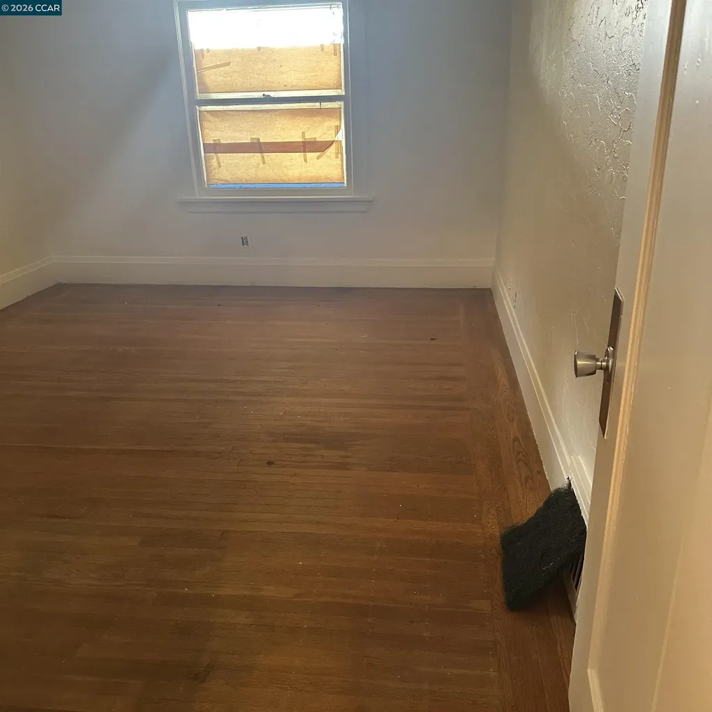 1605 90th Avenue Oakland CA 94603