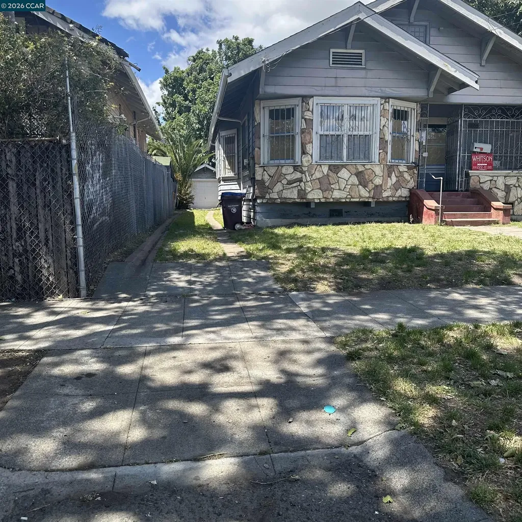1605 90th Avenue Oakland CA 94603