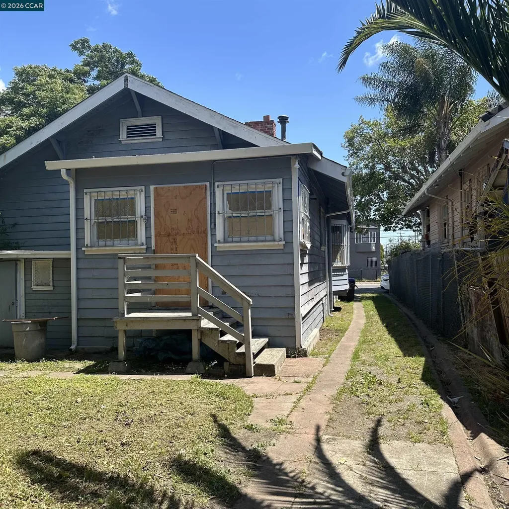 1605 90th Avenue Oakland CA 94603