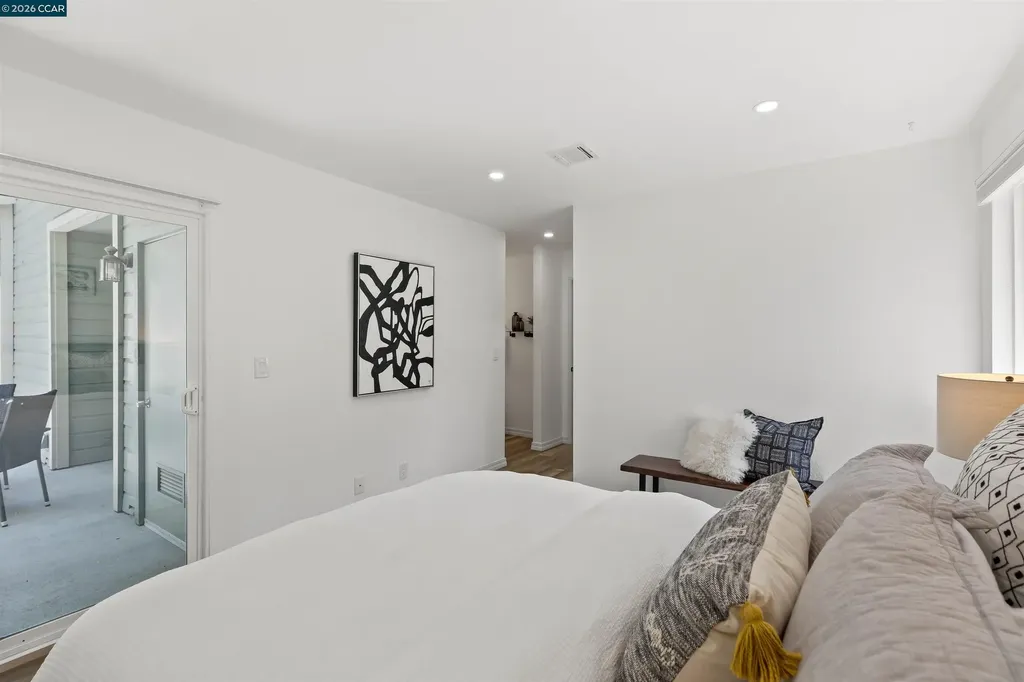 760 Canyon Oaks Drive Oakland CA 94605