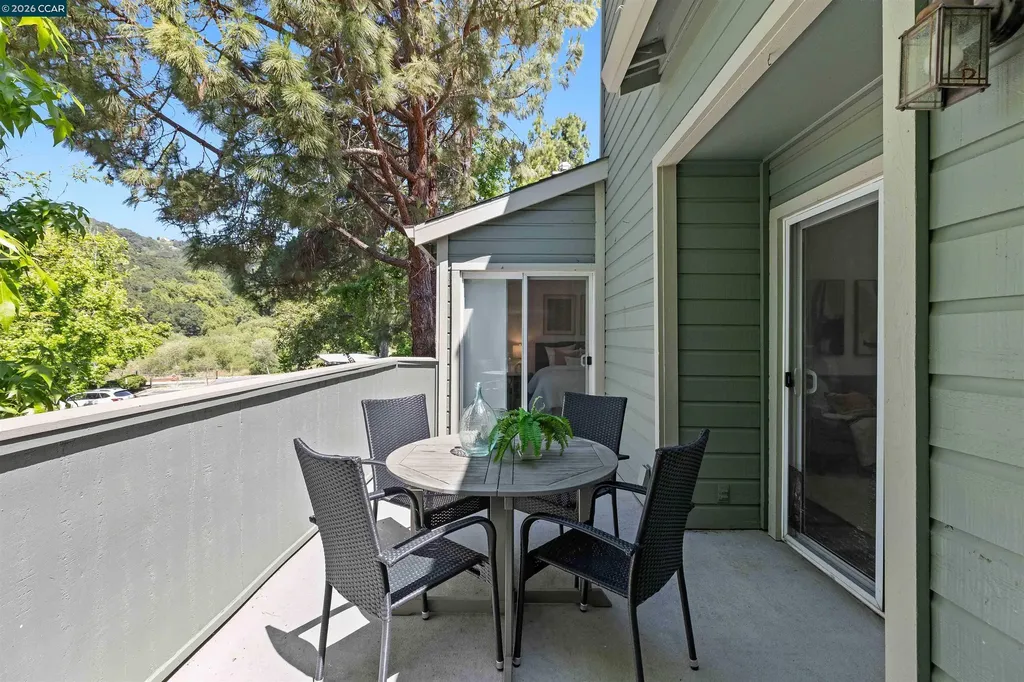 760 Canyon Oaks Drive Oakland CA 94605