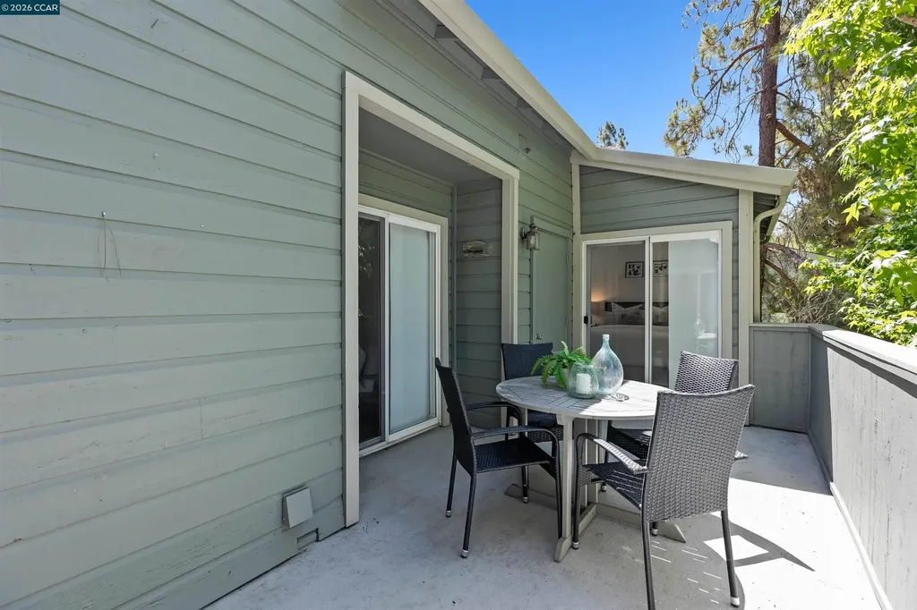760 Canyon Oaks Drive Oakland CA 94605