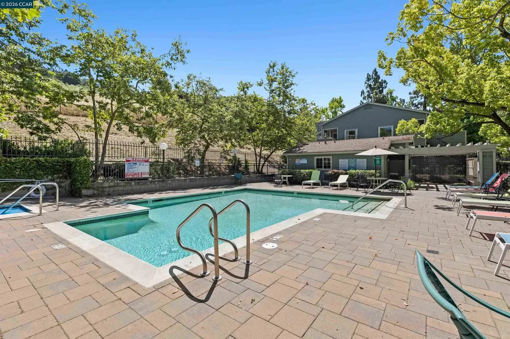 760 Canyon Oaks Drive Oakland CA 94605