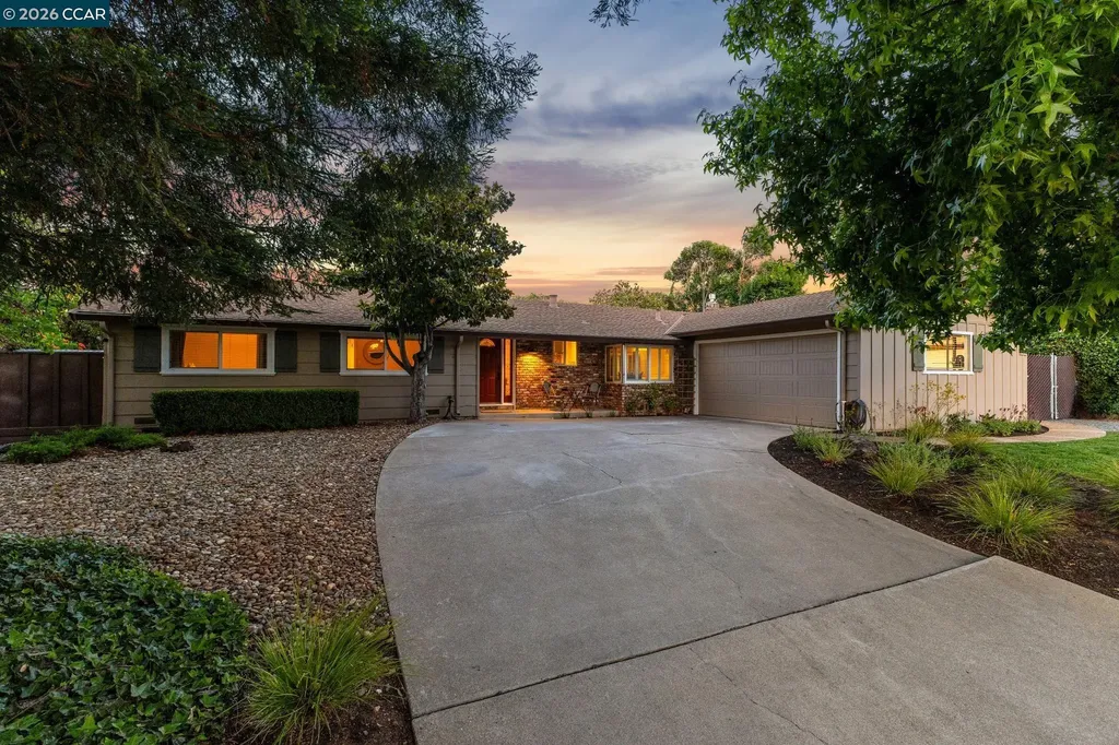 978 Kenston Drive Clayton CA 94517