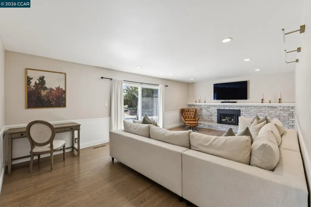 978 Kenston Drive Clayton CA 94517