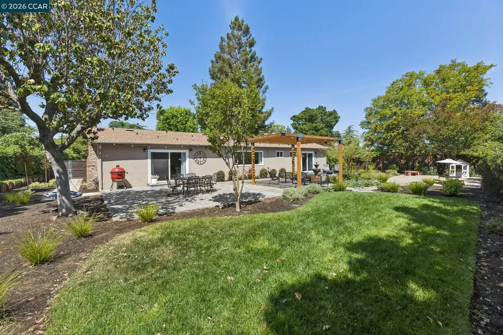 978 Kenston Drive Clayton CA 94517