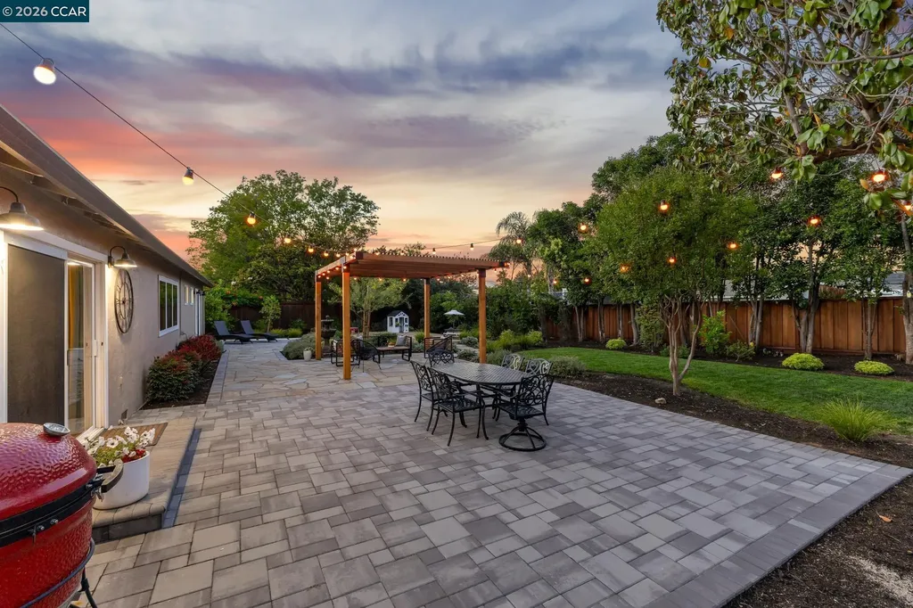 978 Kenston Drive Clayton CA 94517