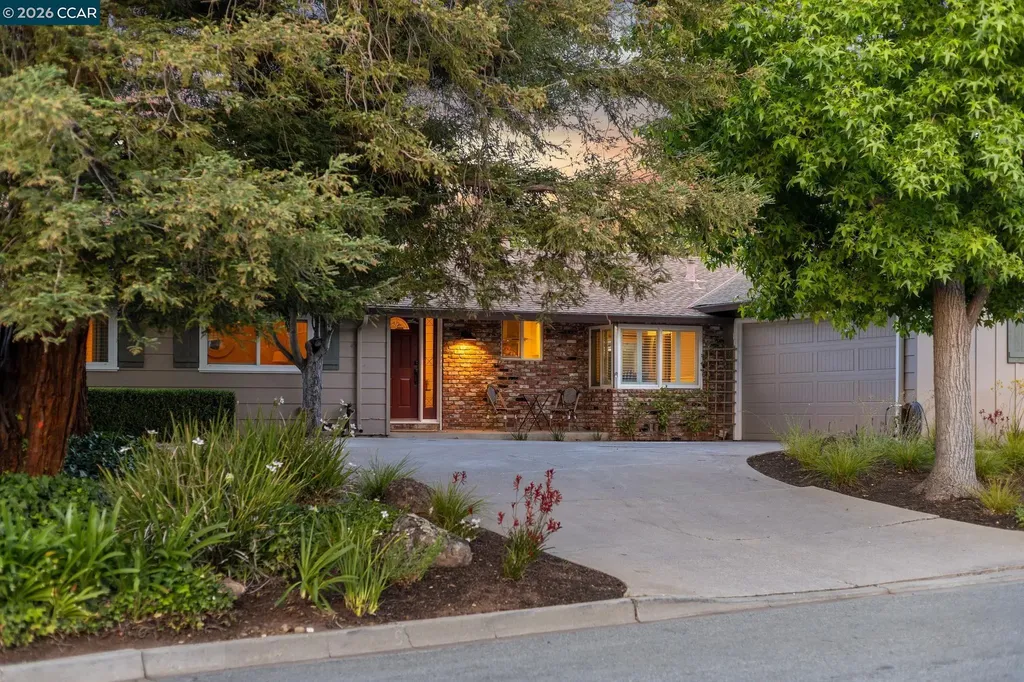 978 Kenston Drive Clayton CA 94517