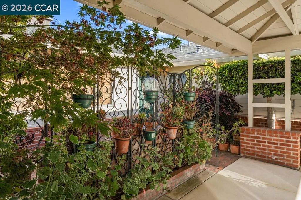 18508 Madison Avenue Castro Valley CA 94546