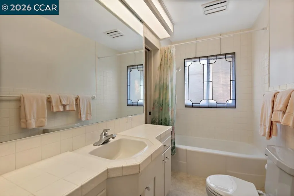 18508 Madison Avenue Castro Valley CA 94546