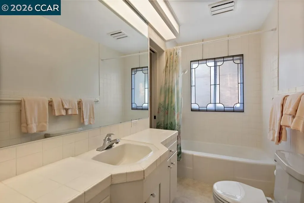 18508 Madison Avenue Castro Valley CA 94546