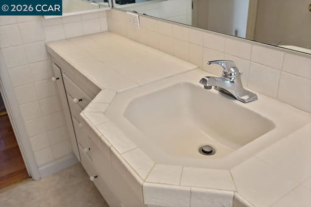 18508 Madison Avenue Castro Valley CA 94546