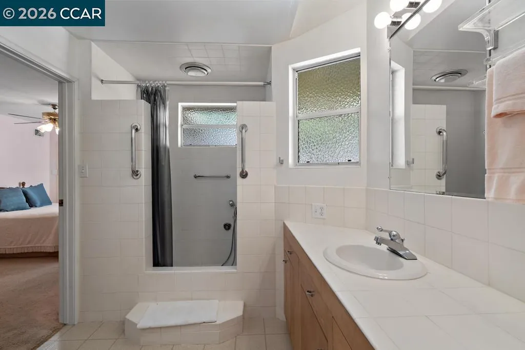 18508 Madison Avenue Castro Valley CA 94546