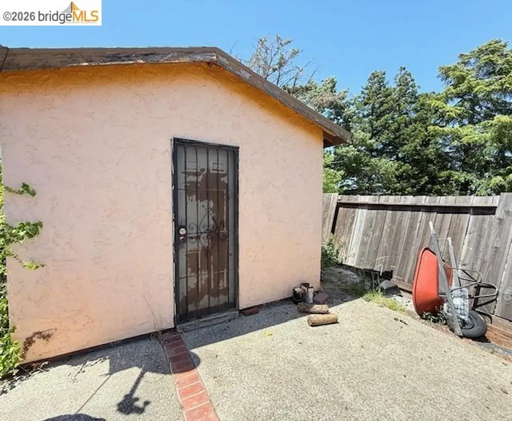 133 Meadowlark Way Hercules CA 94547