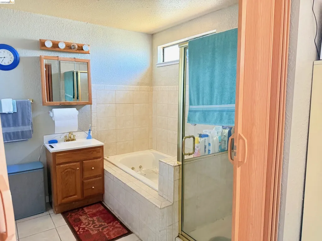 133 Meadowlark Way Hercules CA 94547