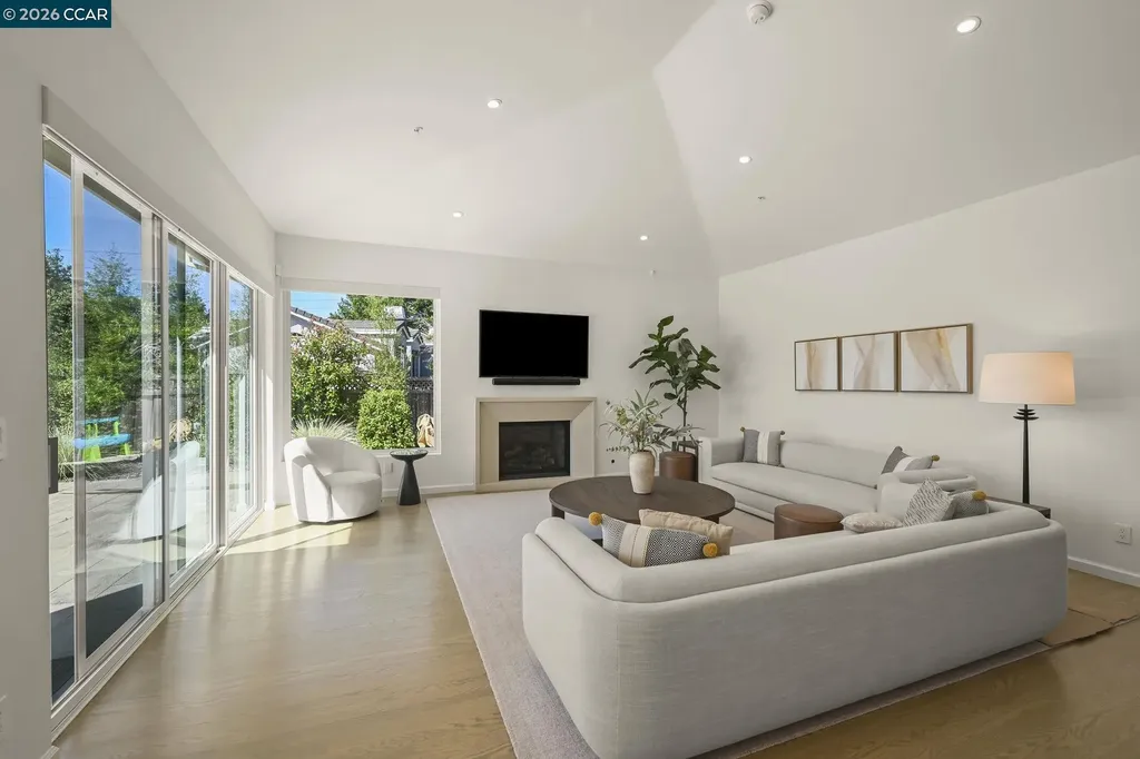 1 Oakview Terrace Orinda CA 94563