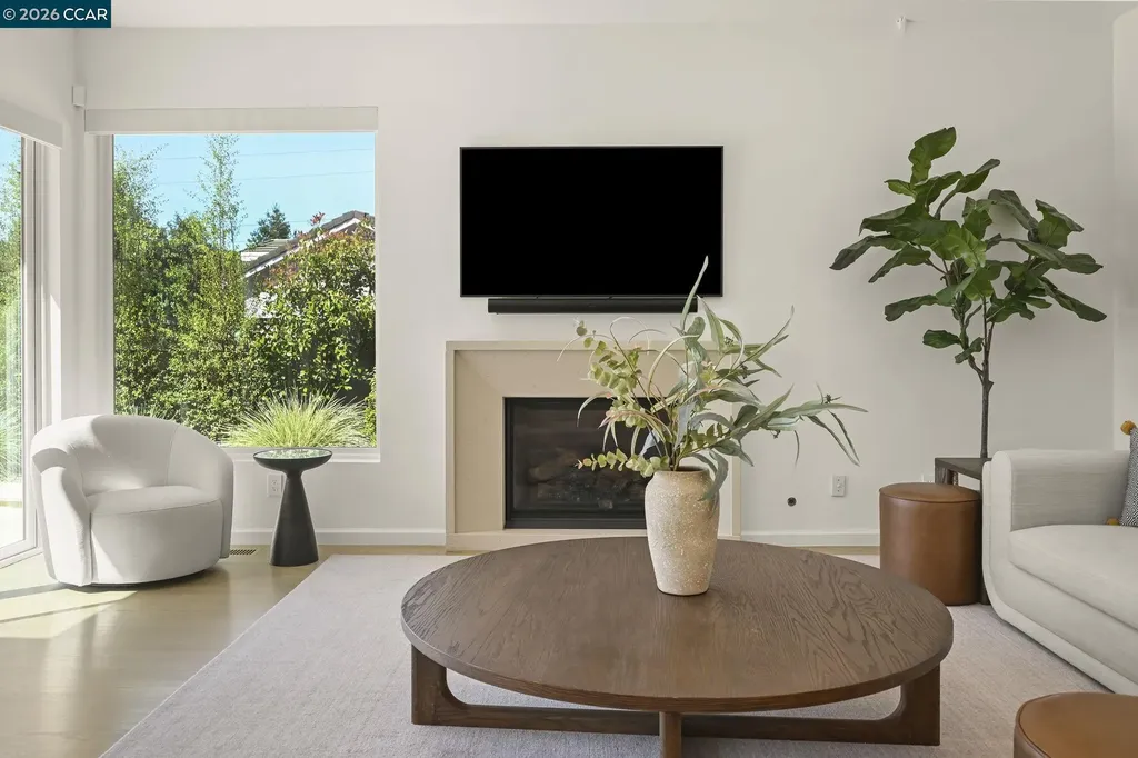 1 Oakview Terrace Orinda CA 94563