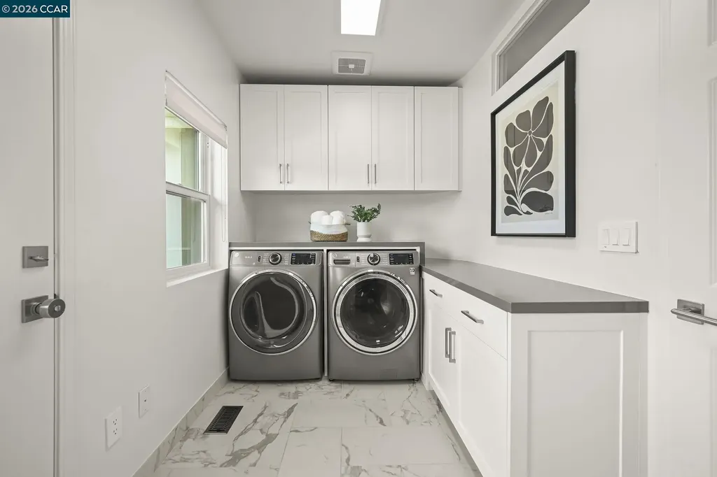1 Oakview Terrace Orinda CA 94563