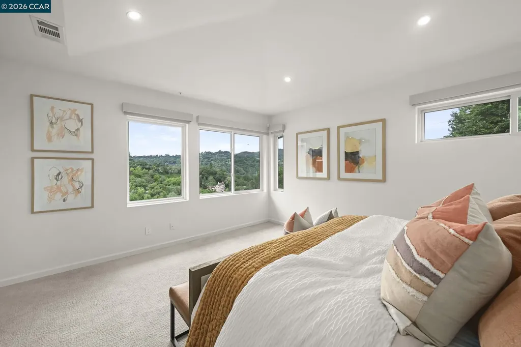 1 Oakview Terrace Orinda CA 94563