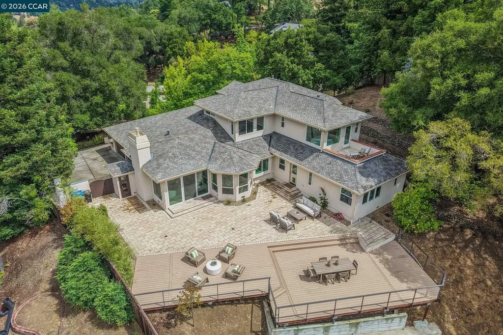 1 Oakview Terrace Orinda CA 94563