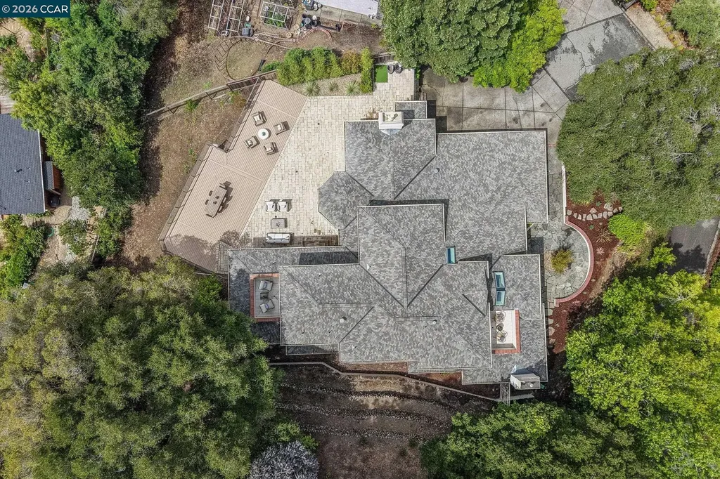 1 Oakview Terrace Orinda CA 94563