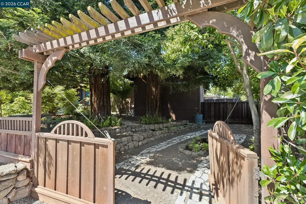 2177 Pleasant Hill Road Pleasant Hill CA 94523