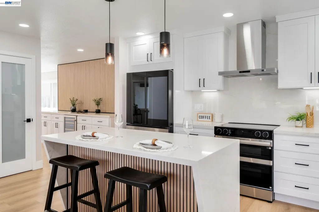 25589 Belhaven Street Hayward CA 94545