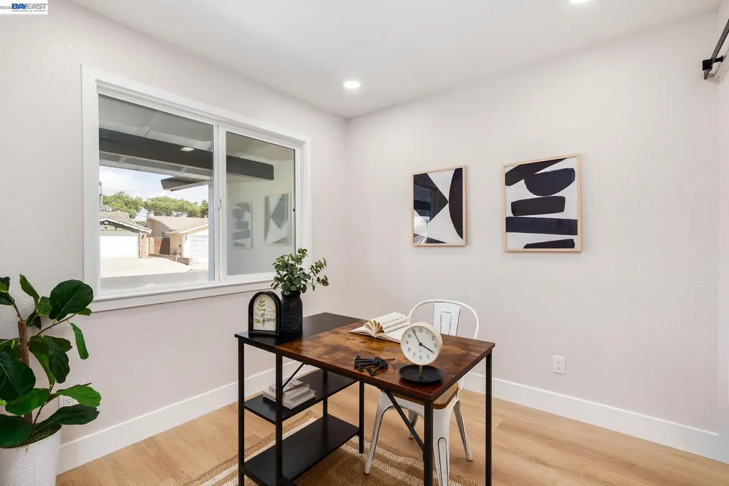 25589 Belhaven Street Hayward CA 94545