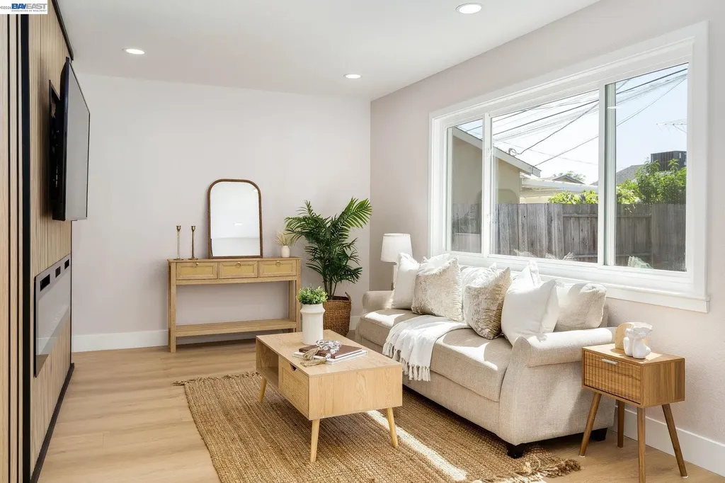 25589 Belhaven Street Hayward CA 94545