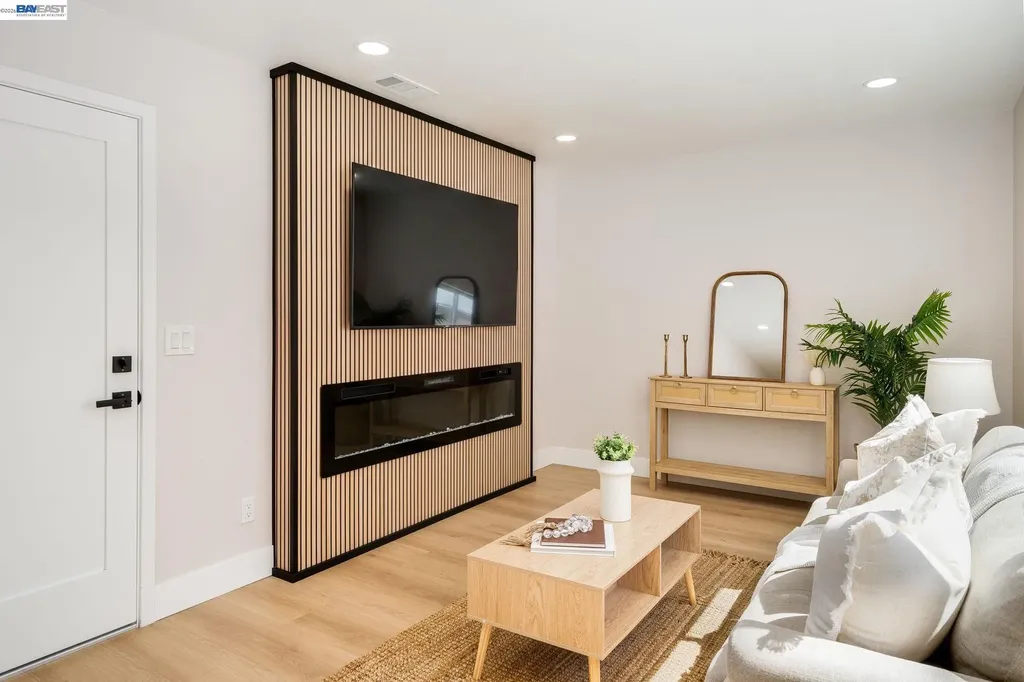 25589 Belhaven Street Hayward CA 94545