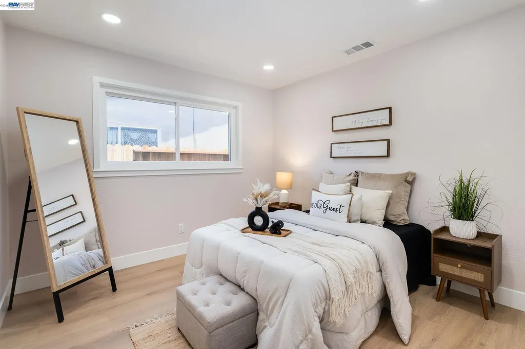 25589 Belhaven Street Hayward CA 94545