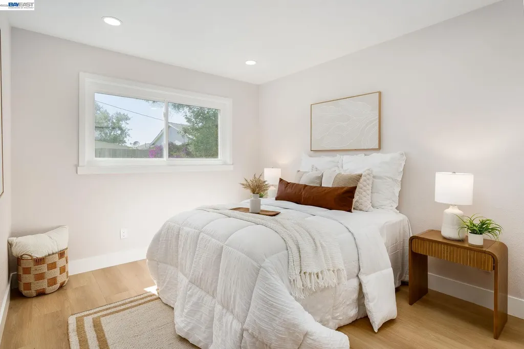 25589 Belhaven Street Hayward CA 94545