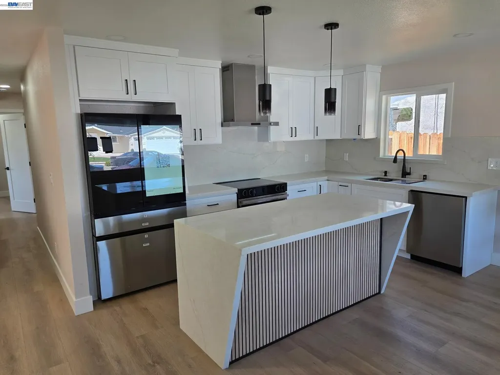 25589 Belhaven Street Hayward CA 94545