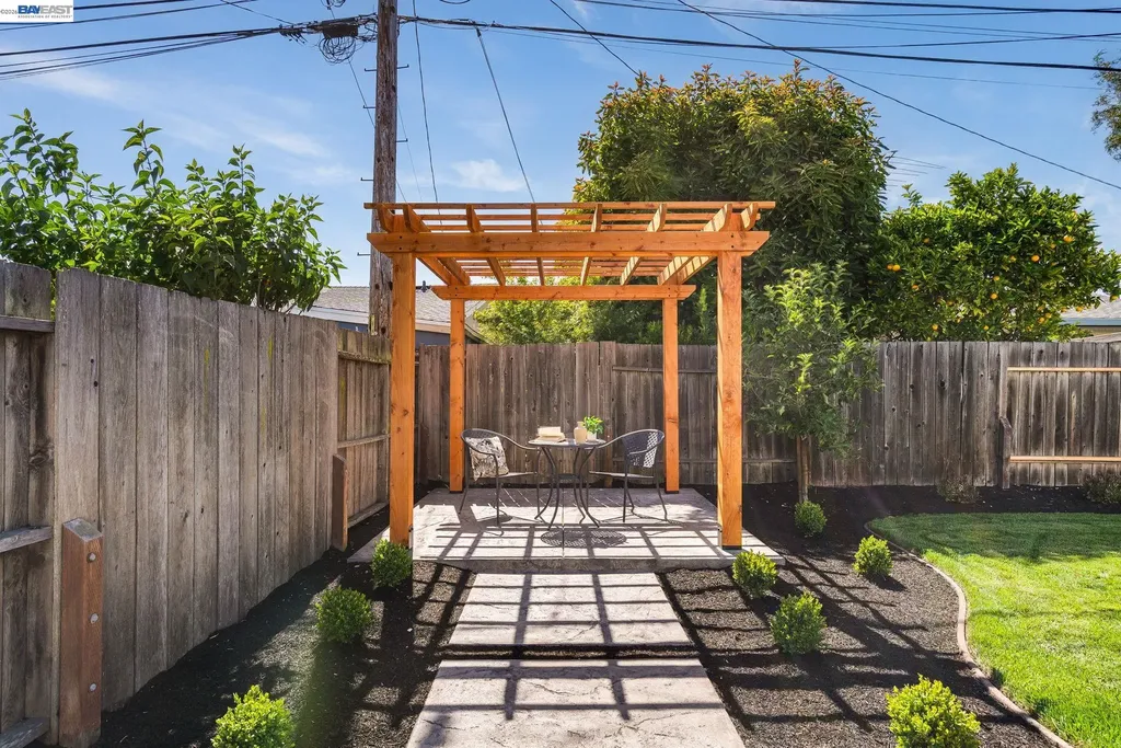 25589 Belhaven Street Hayward CA 94545